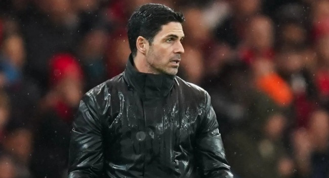 Arsenal đối mặt cơn bão chấn thương trong bối cảnh lịch thi đấu dày đặc.