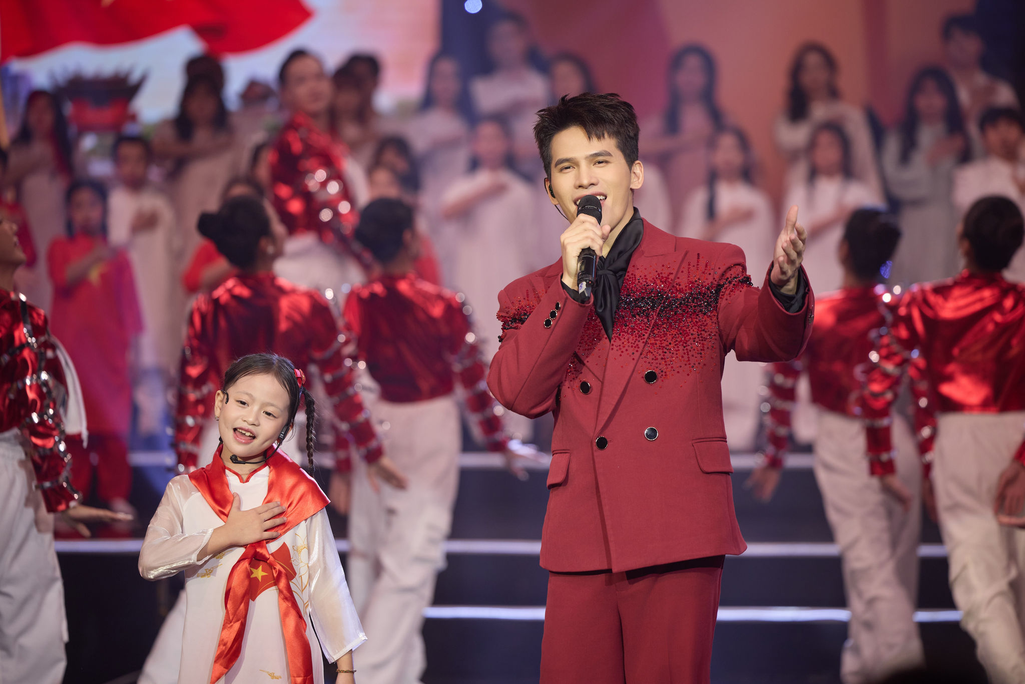 Nghệ sĩ tham gia trình diễn tại Gala Việc tử tế Tết 2026