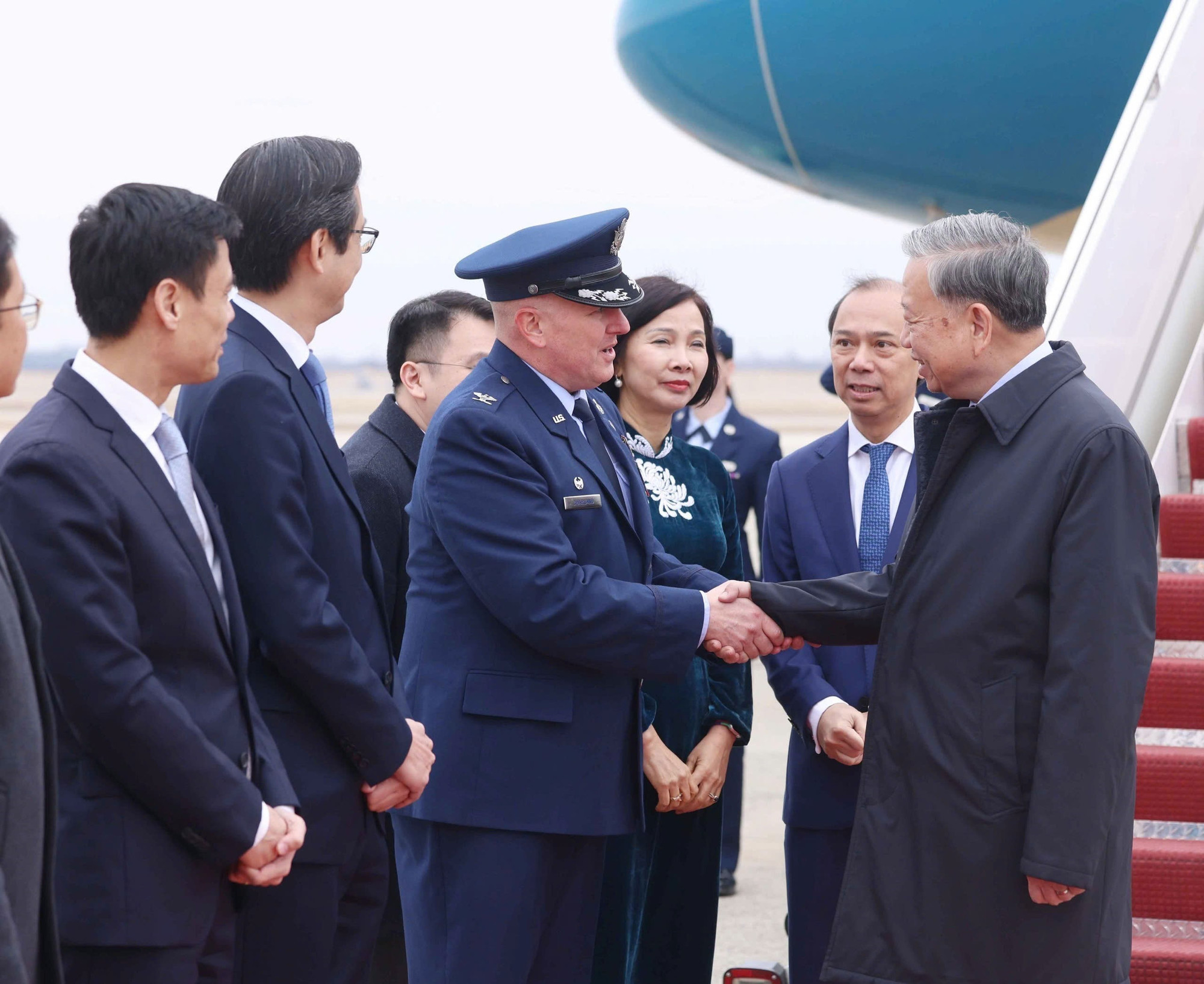 vna-potal-tong-bi-thu-den-washington-dc-bat-dau-tham-du-cuoc-hop-khai-mac-hoi-dong-hoa-binh-ve-gaza-8597921.jpg
