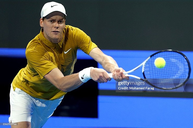 Jakub Mensik quật ng&atilde; Jannik Sinner tại tứ kết Doha: Dấu chấm hết cho  chuỗi...