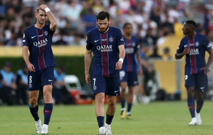 PSG đang nỗ lực bảo vệ ngôi vương Ligue 1 trước sự bám đuổi gắt gao của đối thủ.