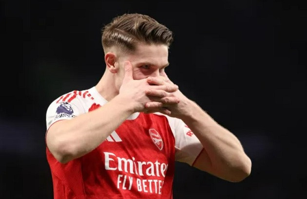 Tiền đạo Viktor Gyokeres ăn mừng bàn thắng ấn định tỷ số 4-1 cho Arsenal.