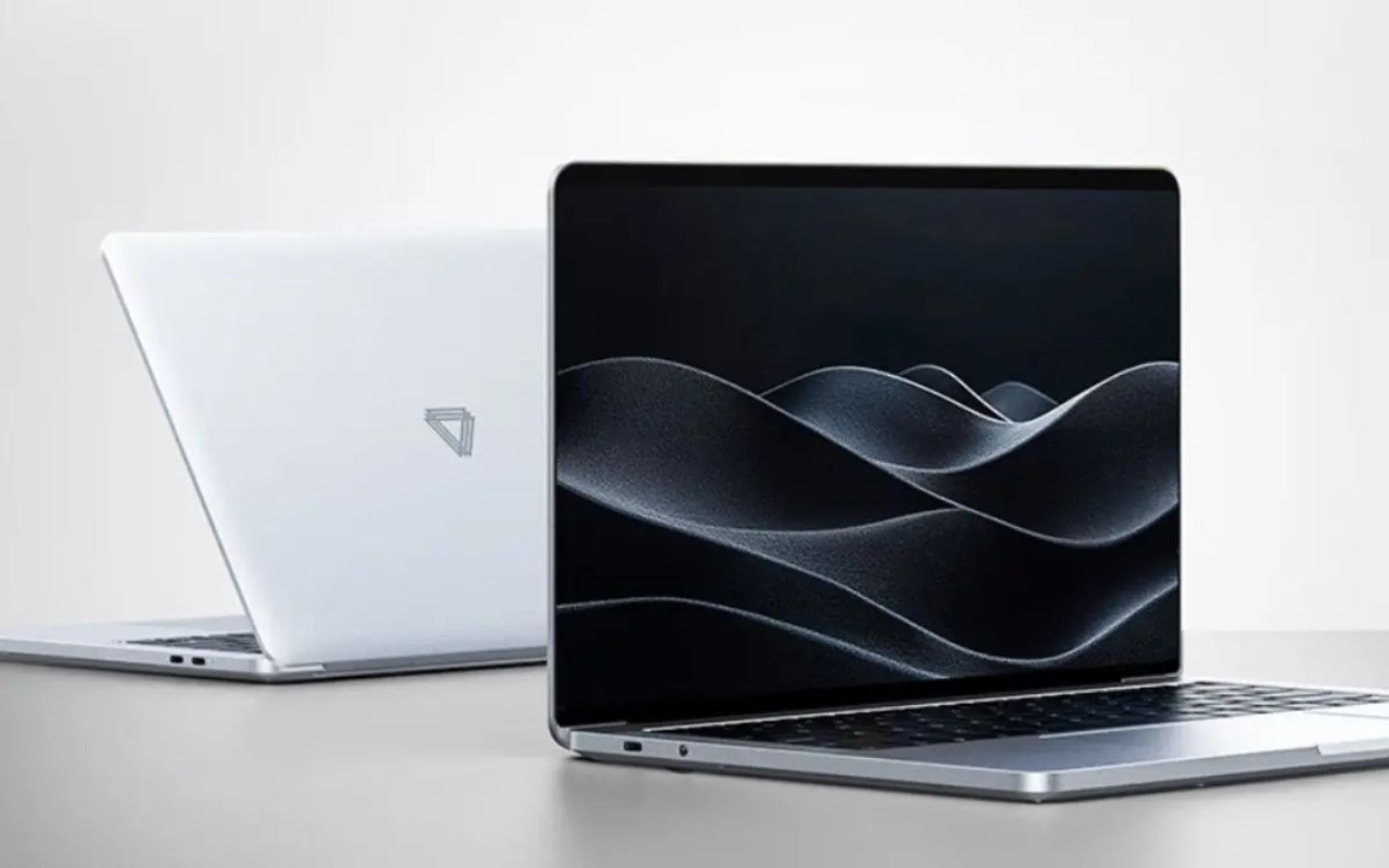 Moore Threads MTT AI BOOK trang bị chip Arm MT1000 tự phát triển