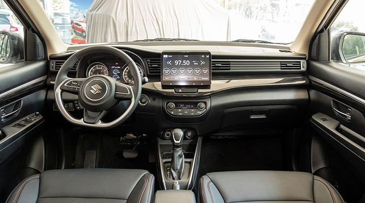 Chi tiết đuôi xe Suzuki XL7 Hybrid