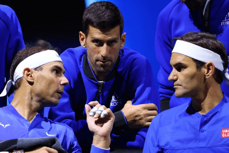 Djokovic, 38 tuổi (người đứng giữa) vẫn đủ sức vào chung kết Grand Slam, cạnh tranh ngôi vô địch