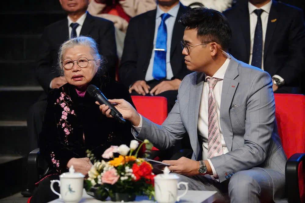 Nhân vật trong chương trình Ánh sáng tri thức
