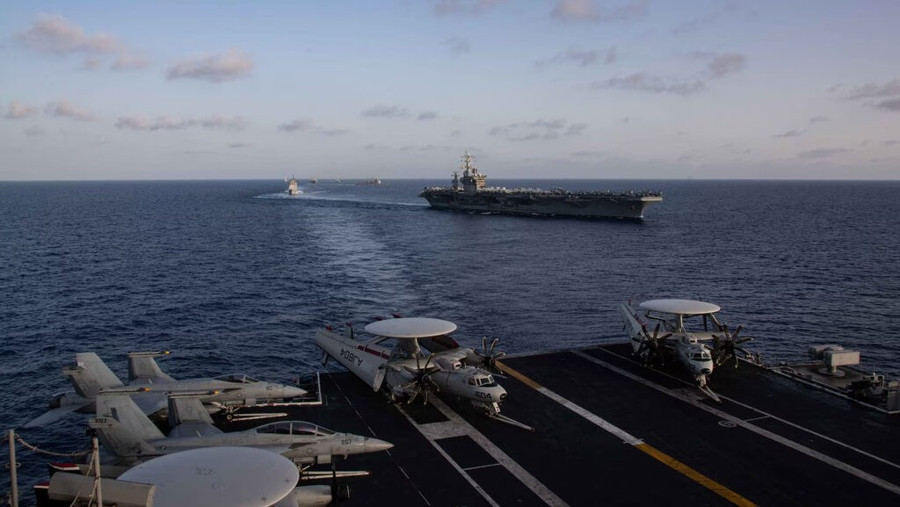 Tàu sân bay USS Gerald R. Ford của Mỹ rời cảng gần đảo Crete của Hy Lạp ngày 26/2/2026.