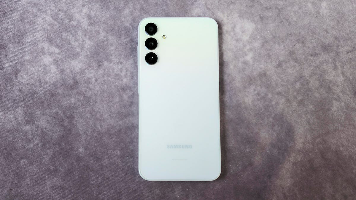 Samsung Galaxy A15 5G – Phổ thông nhưng vẫn đầy đủ tính năng