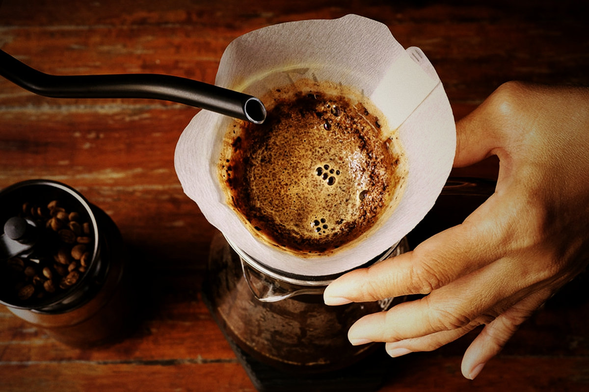 Giá cà phê 4/3/2026 bật tăng: Robusta lên gần 4%, trong nước áp sát 100.000 đồng/kg