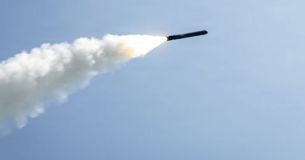 Bộ Tư lệnh Trung tâm Mỹ CENTCOM công bố video tấn công mục tiêu Iran