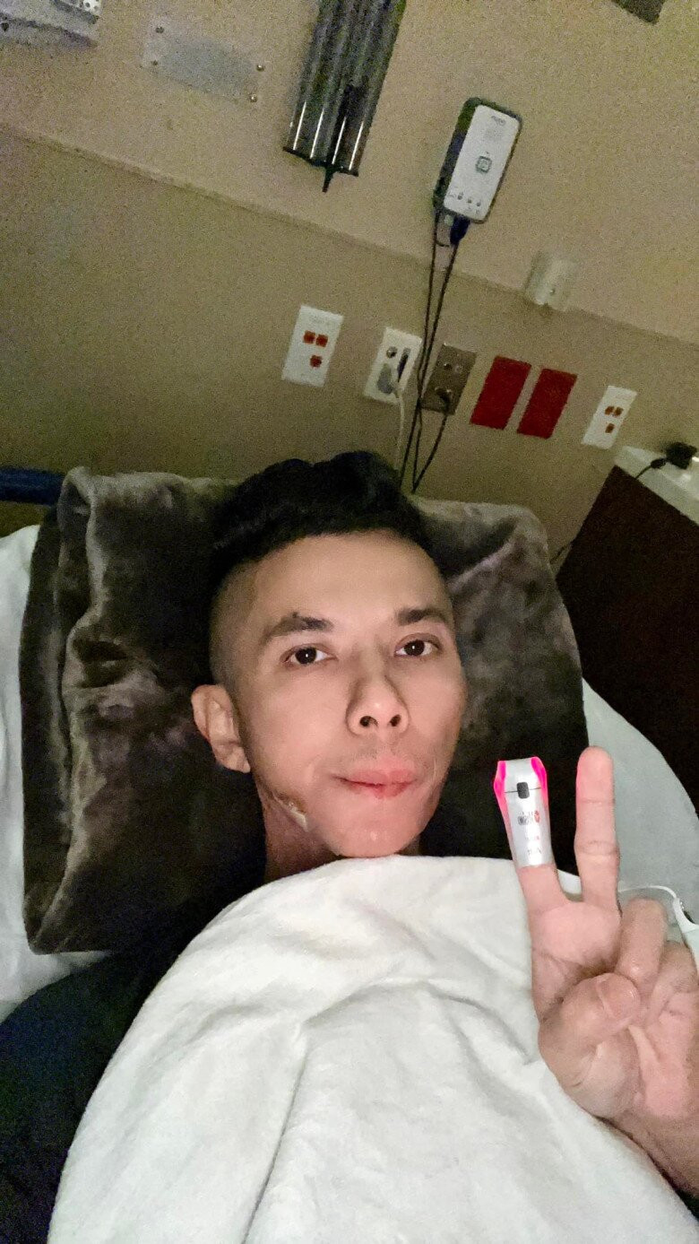 Giọng ca Vì yêu dừng ca hát, gầy gò và sức khỏe yếu vì biến chứng bệnh tật.