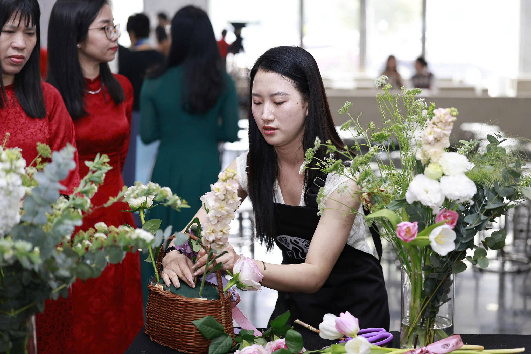 Nữ cán bộ VTV tham gia workshop trải nghiệm sáng tạo