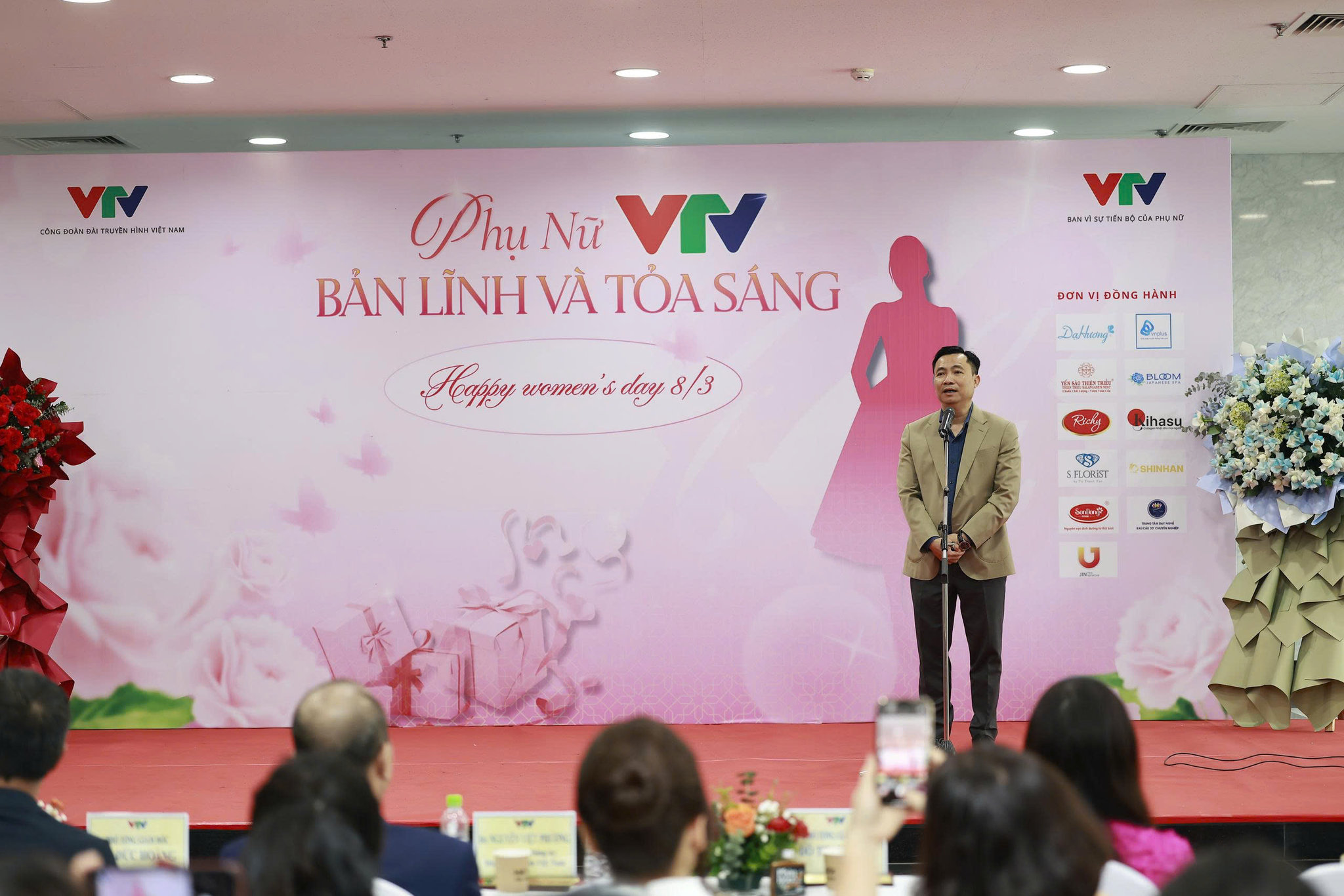 Lãnh đạo Đài THVN tham dự chương trình chào mừng ngày 8/3