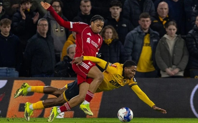 Rio Ngumoha rực sáng trong màu áo Liverpool