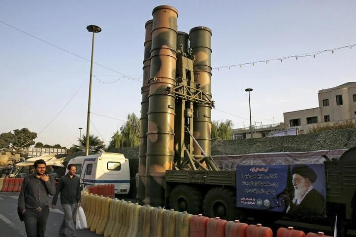Mỹ chuẩn bị tấn công hệ thống phòng không S - 300 của Iran trong nhiều năm qua - Ảnh 2.