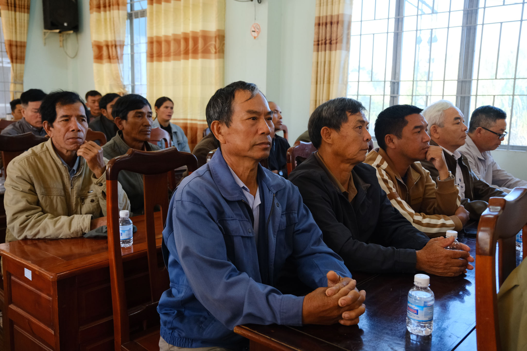 Cử tri xã Phú Sơn Lâm Hà tham dự hội nghị
