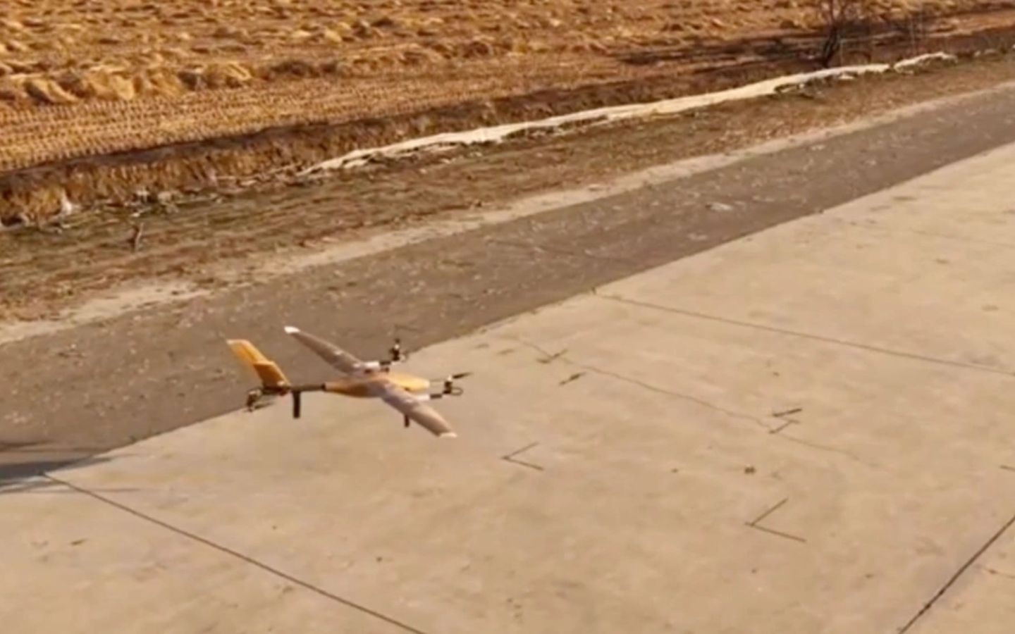 Drone cánh cố định làm từ tre đầu tiên trên thế giới do Trung Quốc phát triển
