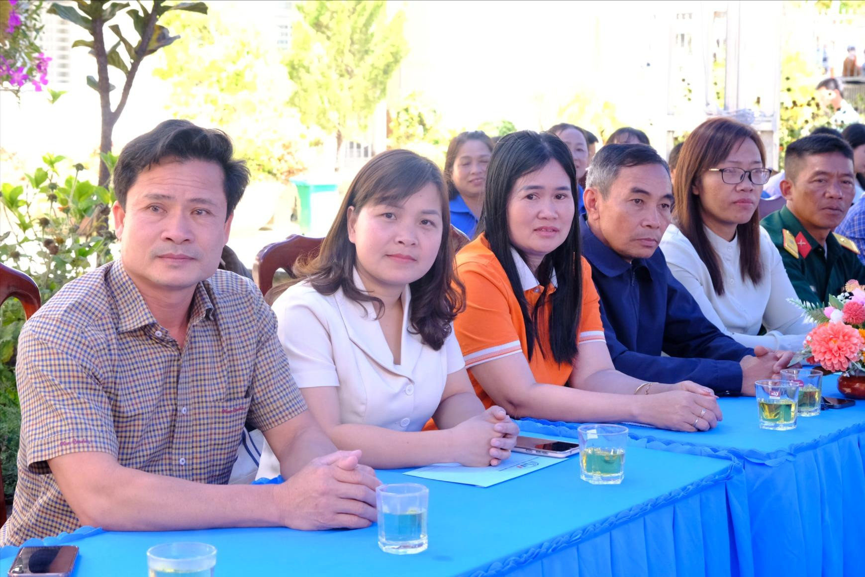 lanh-dao-ubnd-xa-dam-rong-1-tham-du-chuong-trinh(1).jpg