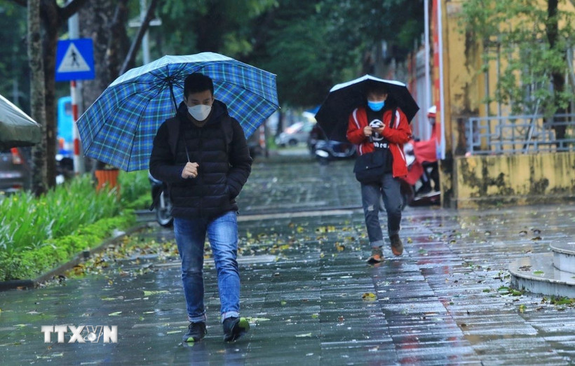 Bắc Bộ có mưa, trời chuyển rét về đêm. (Ảnh: Tuấn Anh/TTXVN)