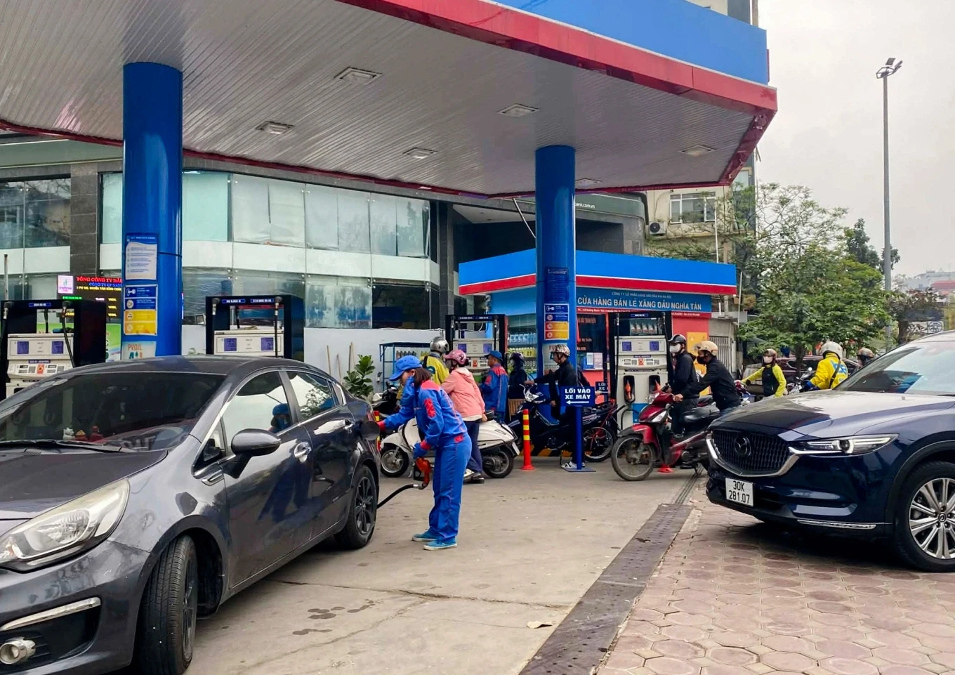 Giá xăng dầu hôm nay 10/3/2026: Dầu thô thế giới giảm xuống dưới 100 USD