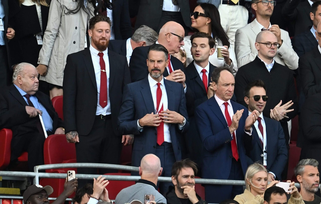 Nhà Kroenke đã đổ rất nhiều tiền vào Arsenal.