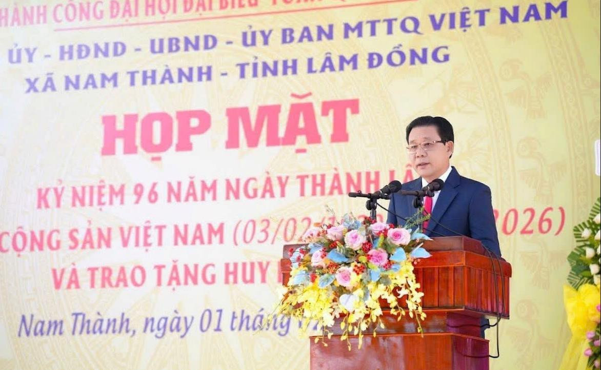 tran-cao-thuy-bi-thu-chu-tich-hdnd-xa-nam-thanh(1).jpg