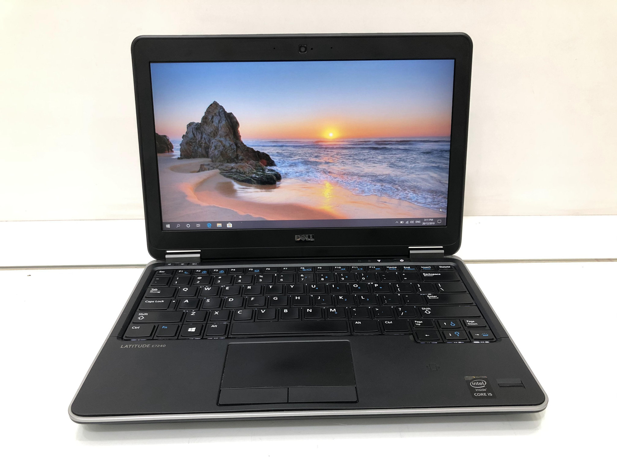 Dell Latitude E7240 Lựa chọn tối ưu ngân sách