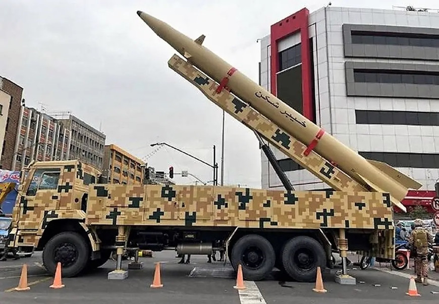 Tên lửa nhiên liệu rắn Kheibar Shekan của Iran