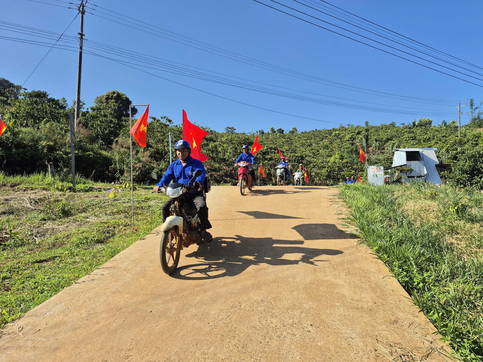 z7612246349874_1de04f7d157c0664b00564d868812648.jpg