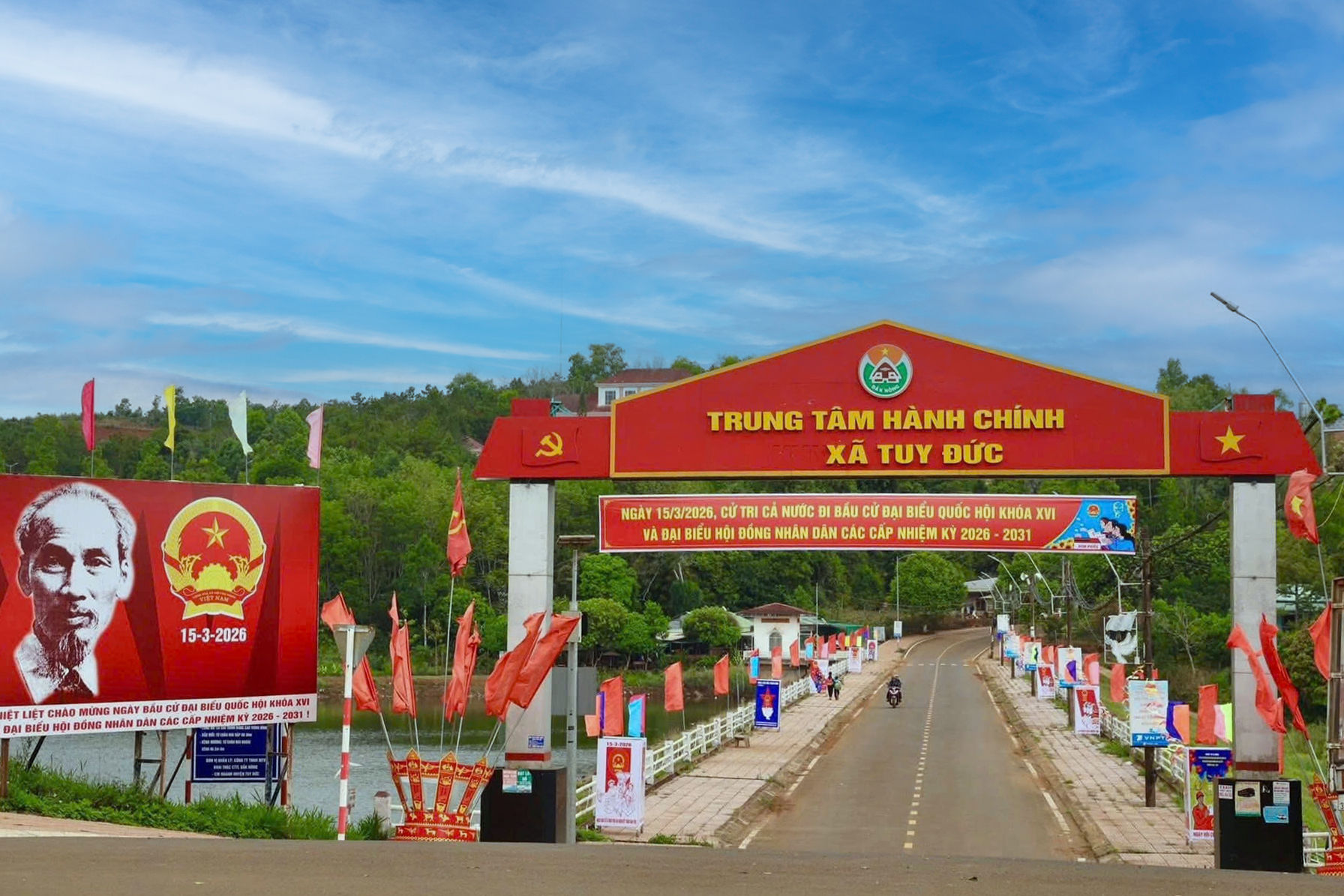 tuy-duc.jpg