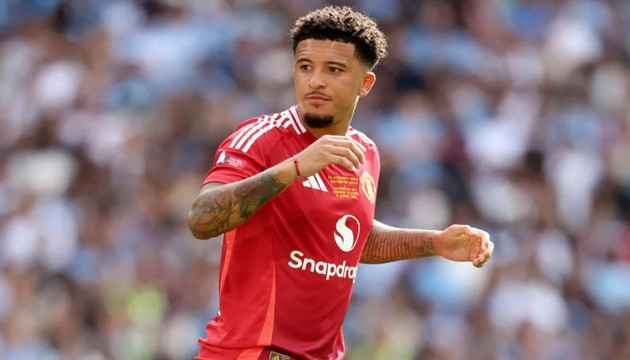 Jadon Sancho phải nỗ lực để cạnh tranh suất đá chính tại Man United.