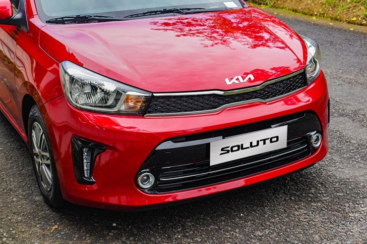 KIA Soluto là mẫu sedan có mức giá dễ tiếp cận nhất phân khúc