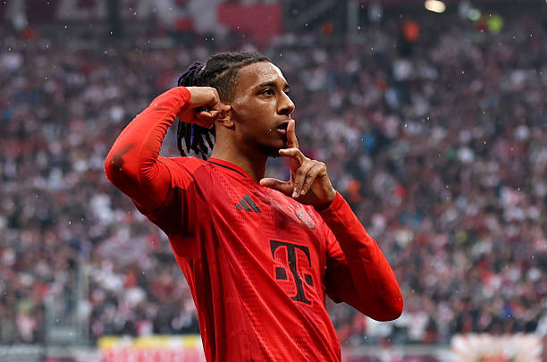 Michael Olise đang chơi khá lên chân tại Bayern.