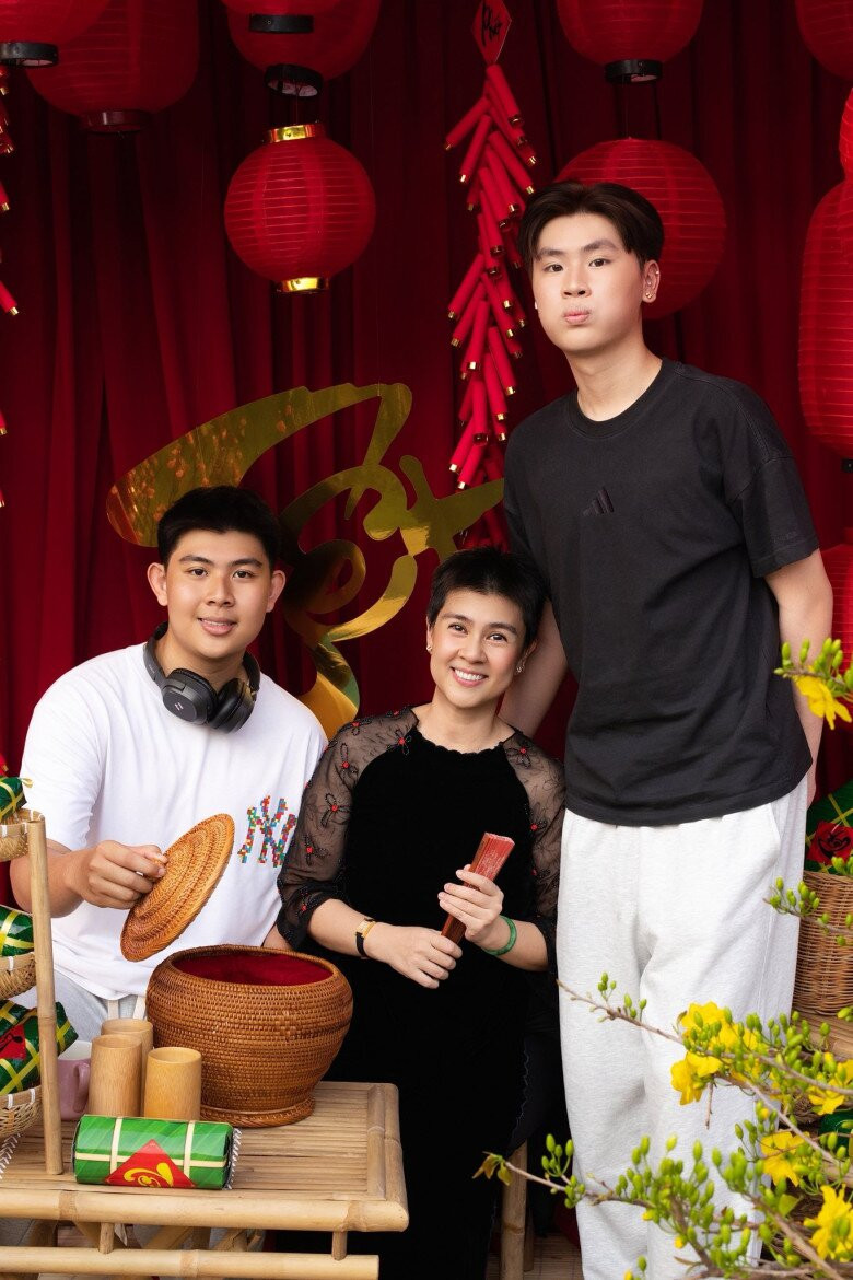 Các con của Kim Thư học tập tại môi trường quốc tế.