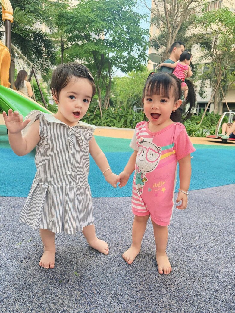 Nhật Kim Anh và Kha Ly phiên bản nhí gây sốt cộng đồng mạng.