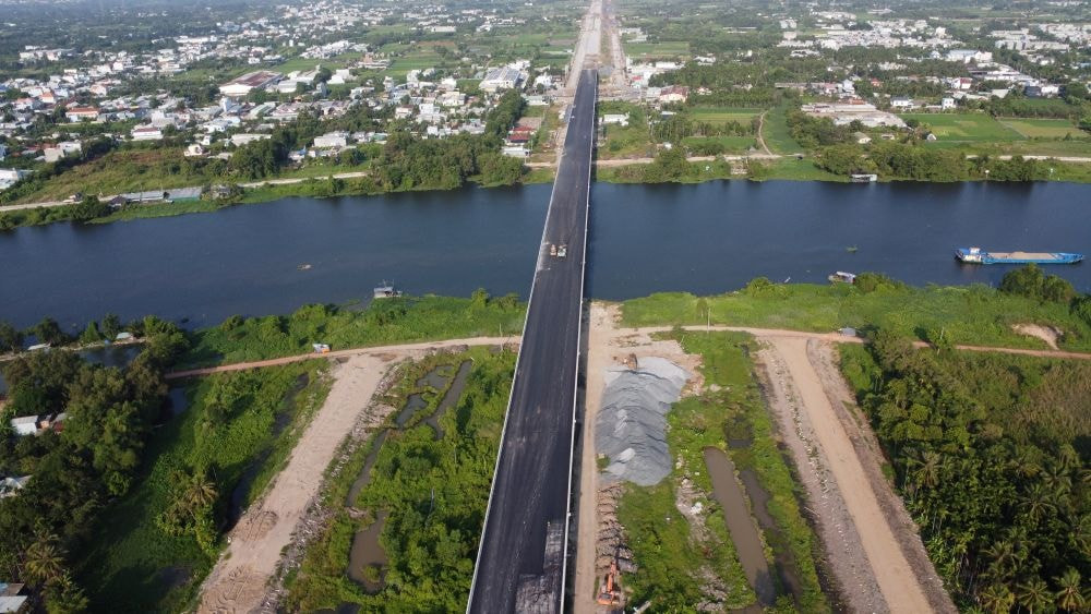 Thực tế thi công cầu Bình Gởi bắc qua sông Sài Gòn nối Thuận An và Củ Chi
