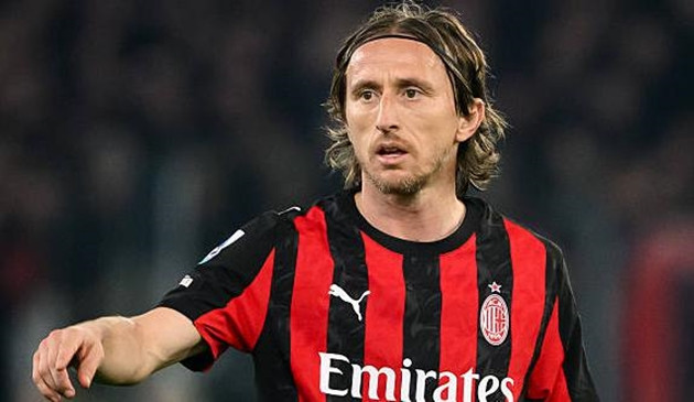 Tiền vệ Luka Modric trong màu áo AC Milan tại Serie A.