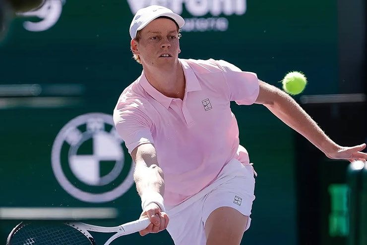 Jannik Sinner áp đảo Damir Dzumhur để tiến vào vòng 3 Miami Open