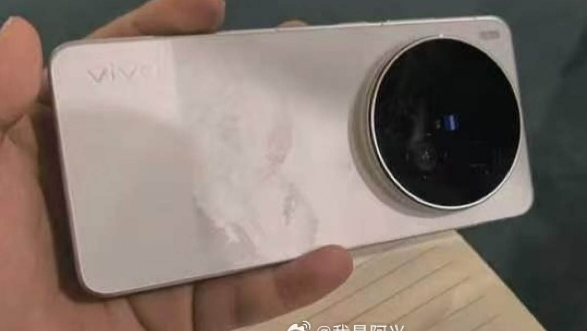 Cụm camera hình tròn đặc trưng của vivo X300 Ultra với ống kính Zeiss
