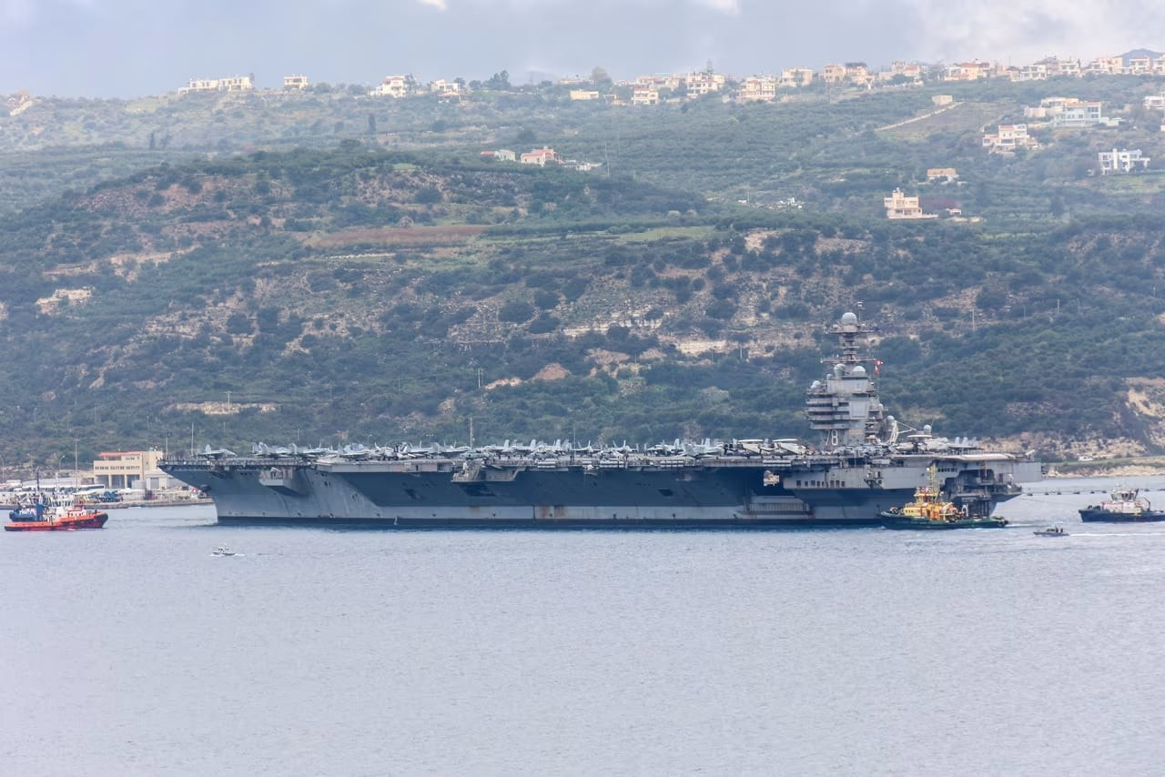 Tàu sân bay USS Gerald R. Ford cập cảng Souda Bay tại Hy Lạp