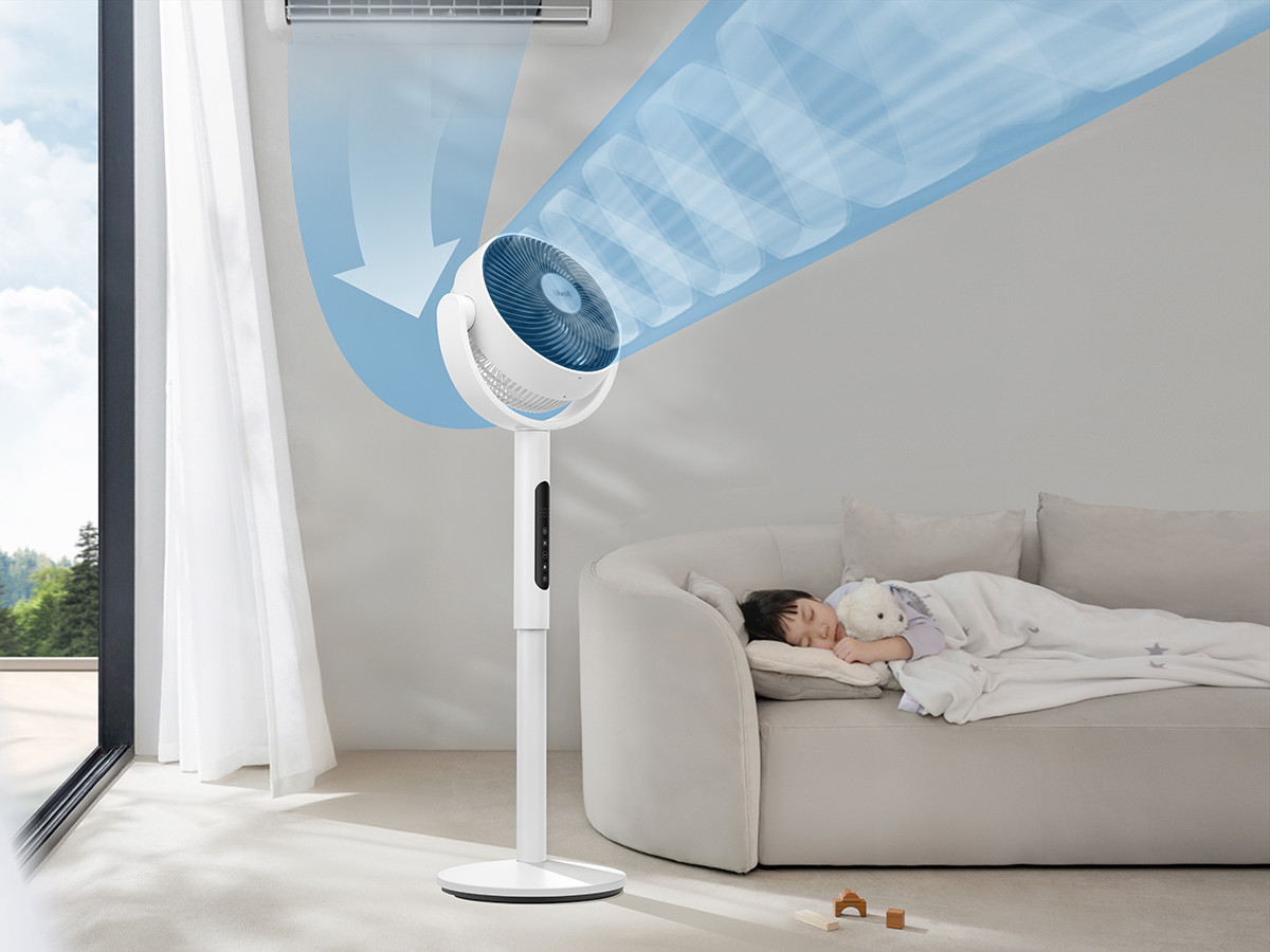 Quạt Levoit 22.9 cm với khả năng xoay đa chiều và công nghệ Tri-Cyclonic