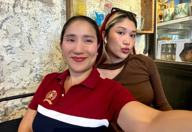 MC Cát Tường bên con gái Cát Tường An.