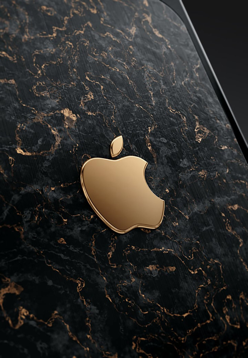 Chi tiết vàng 18K trên phiên bản Golden Apple