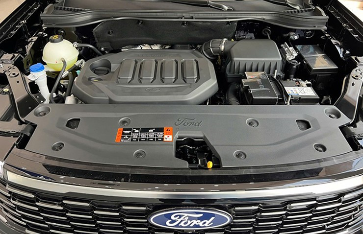 Động cơ và hệ thống truyền động trên Ford Territory