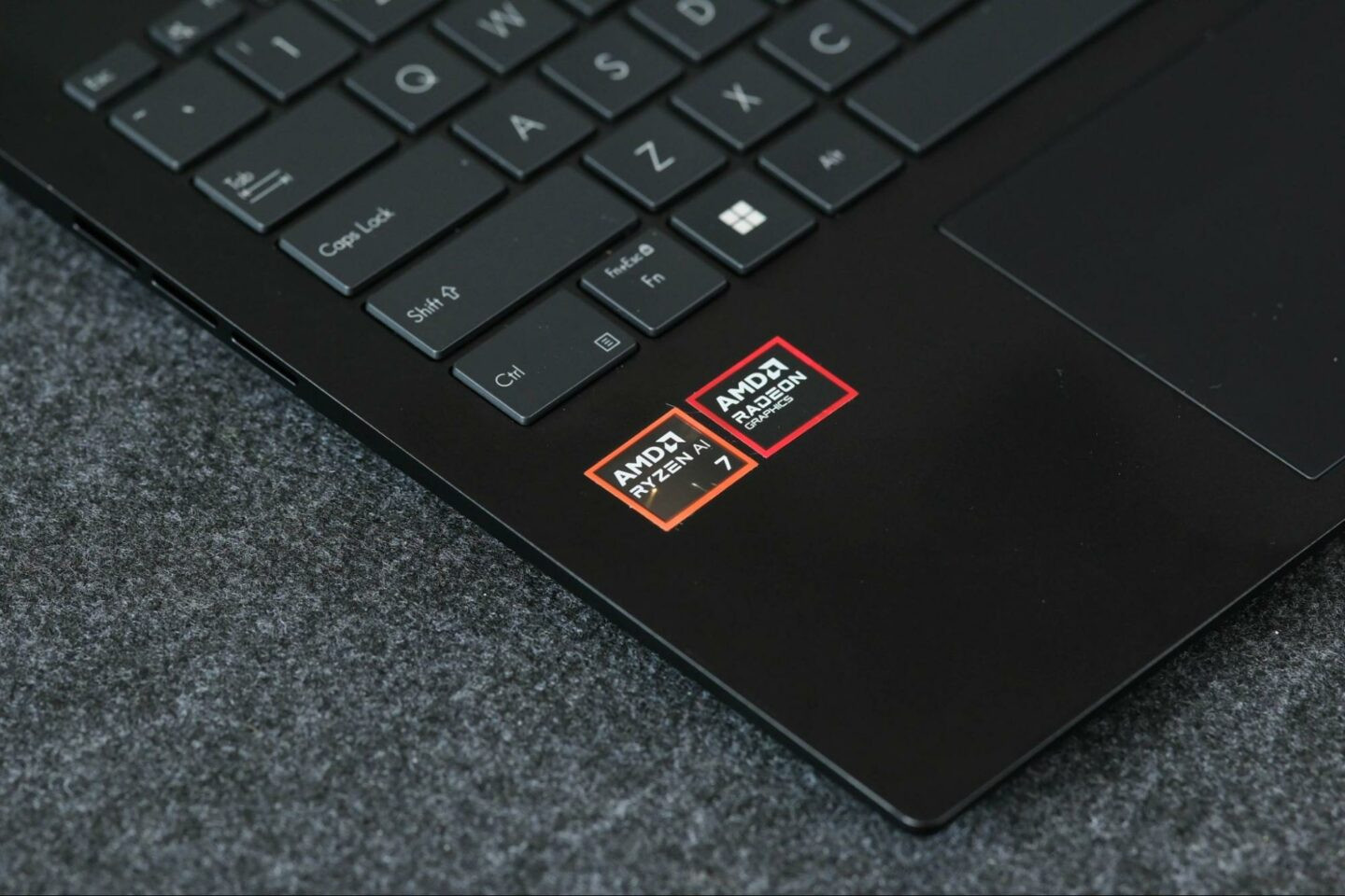 xu huong laptop da dung 7