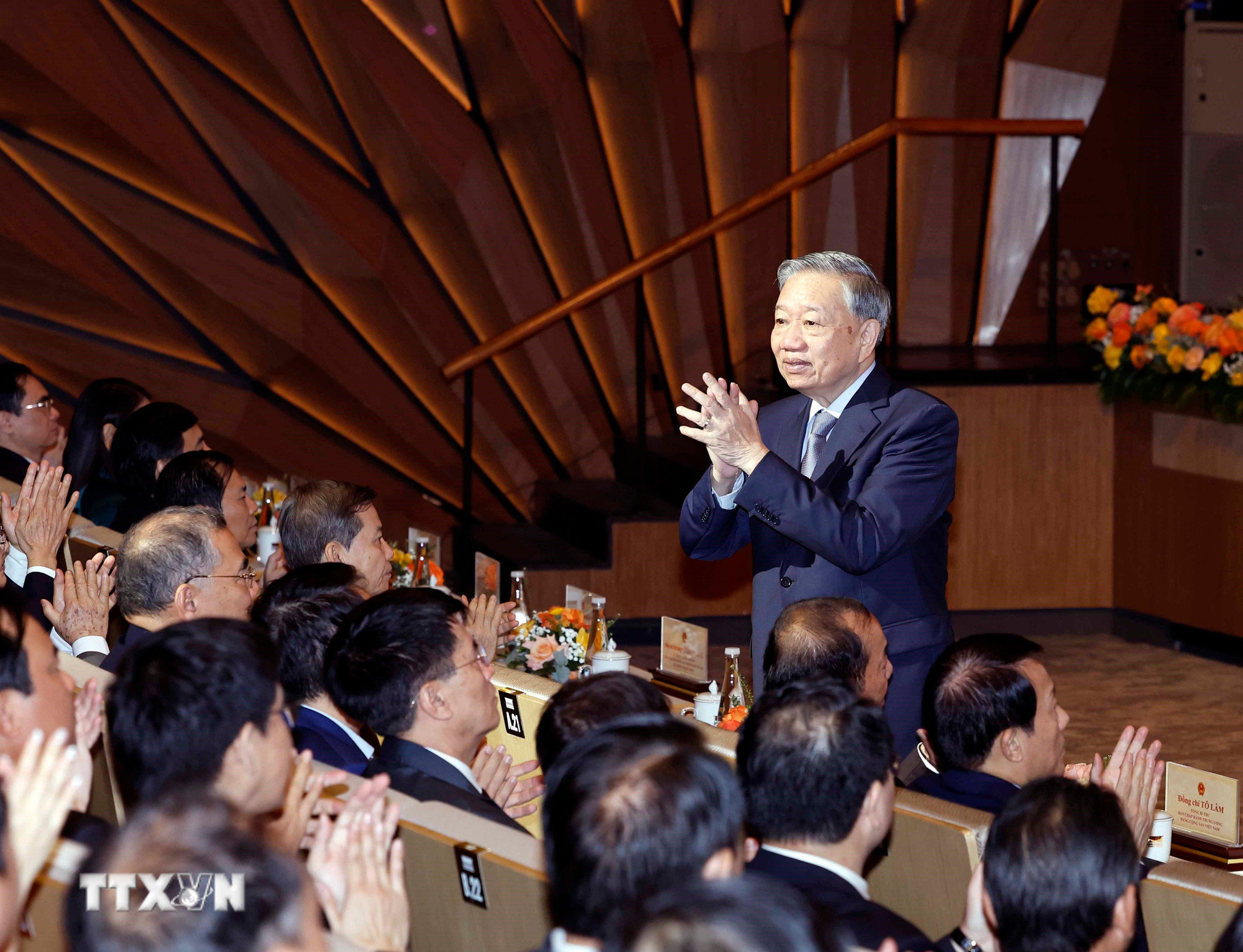 ttxvn-tong-bi-thu-du-le-ky-niem-80-nam-ngay-truyen-thong-nganh-the-duc-the-thao13.jpg