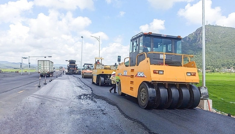 Thi công cao tốc Chí Thạnh - Vân Phong đoạn qua Link vào Phú Yên với quy mô gần 11.000 tỷ đồng.