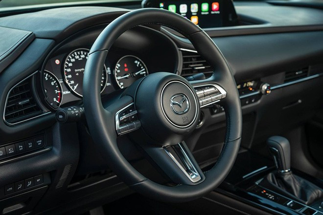 Nội thất Mazda CX-30 sử dụng nhiều vật liệu cao cấp