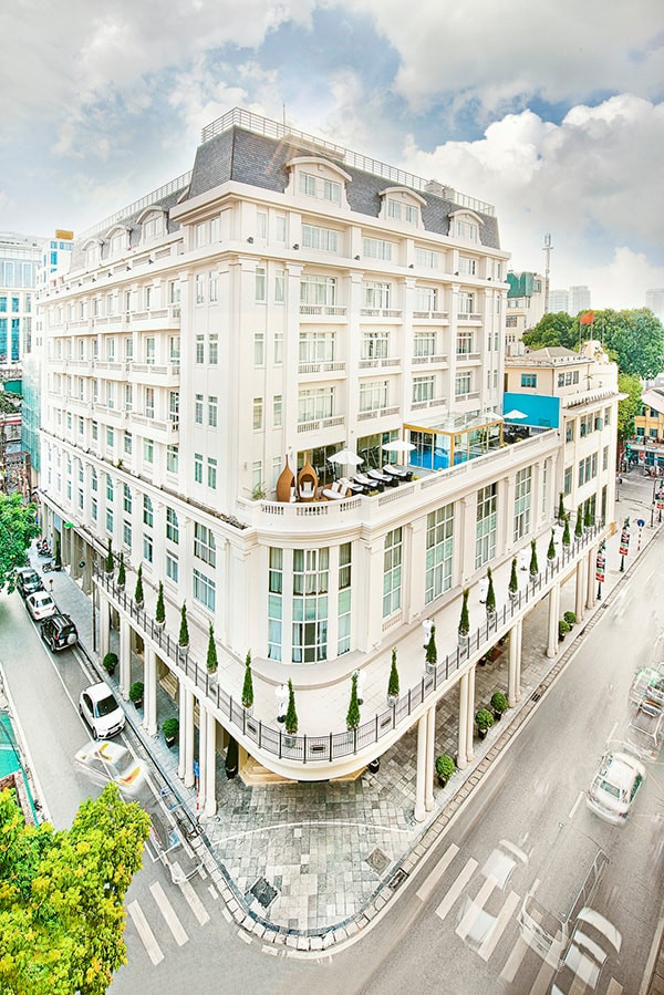 Toàn cảnh vị trí đắc địa của khách sạn Hotel de l'Opera Hanoi nhìn từ trên cao.