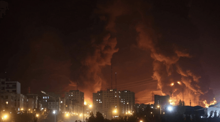 Mỹ và Israel dồn dập tấn công vào Iran.